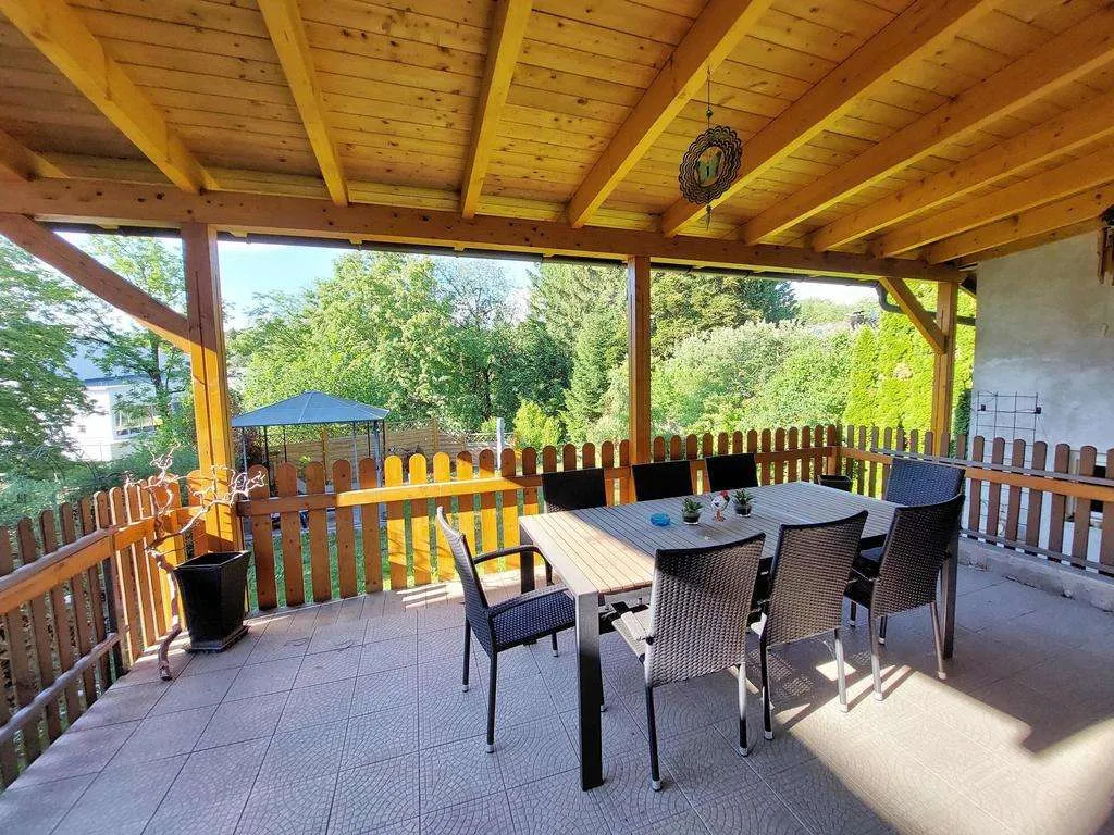 Gepflegtes Einfamilienhaus mit Bachzugang in Maria Anzbach, 132 m², €