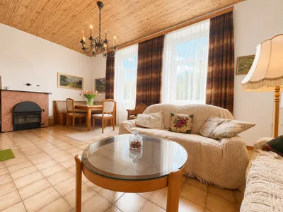 4-Zimmer-Immobilie kaufen in Mistelbach – 130 m², € 169.000 – Bild 2 von 21