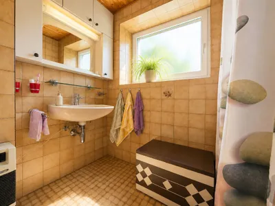 4-Zimmer-Immobilie kaufen in Mistelbach – 130 m², € 169.000 – Bild 7 von 21