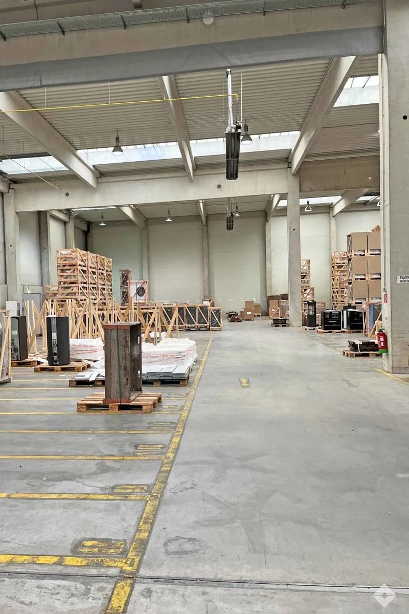 Hallenflächen mit Büros in Puch zu vermieten - Widok 3