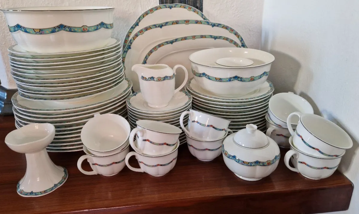 Villeroy & Boch Switch 3 - Geschirr Set 12 Personen (Kaffee & Speiseservice), € 690,- (5112 Lamprechtshausen)