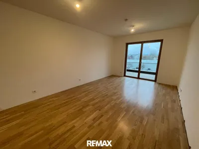 2-Zimmer-Wohnung mieten in Melk – 61 m², € 946