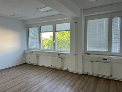 1-Zimmer-Gewerbeimmobilie mieten in Wien – 24 m², € 531 – Bild 2 von 12