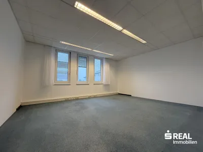 Gewerbeimmobilie kaufen in Wels-Land – 618 m², € 875.000 – Bild 11 von 15
