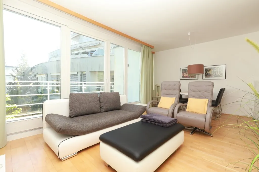 TERRASSENEIGENTUM in Topruhelage! - Widok 2
