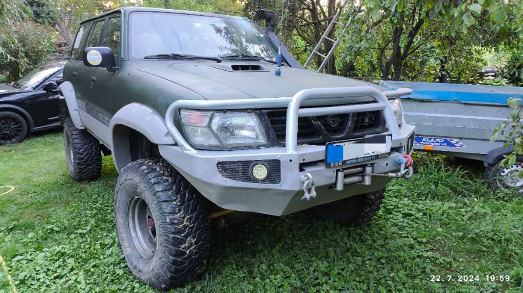 Nissan Patrol 2.8 TD SUV / Geländewagen