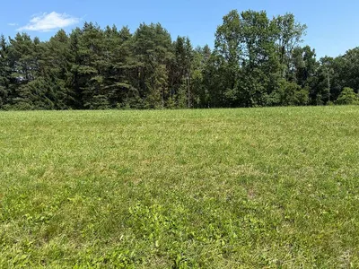 Grundstück kaufen in Jennersdorf – 1 000 m², € 75.000