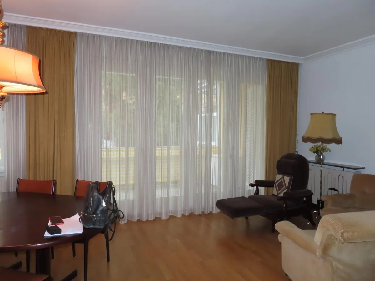 GROßZÜGIGE MIETWOHNUNG MIT BALKON, POOL UND TENNISPLATZ! - Ansicht 2