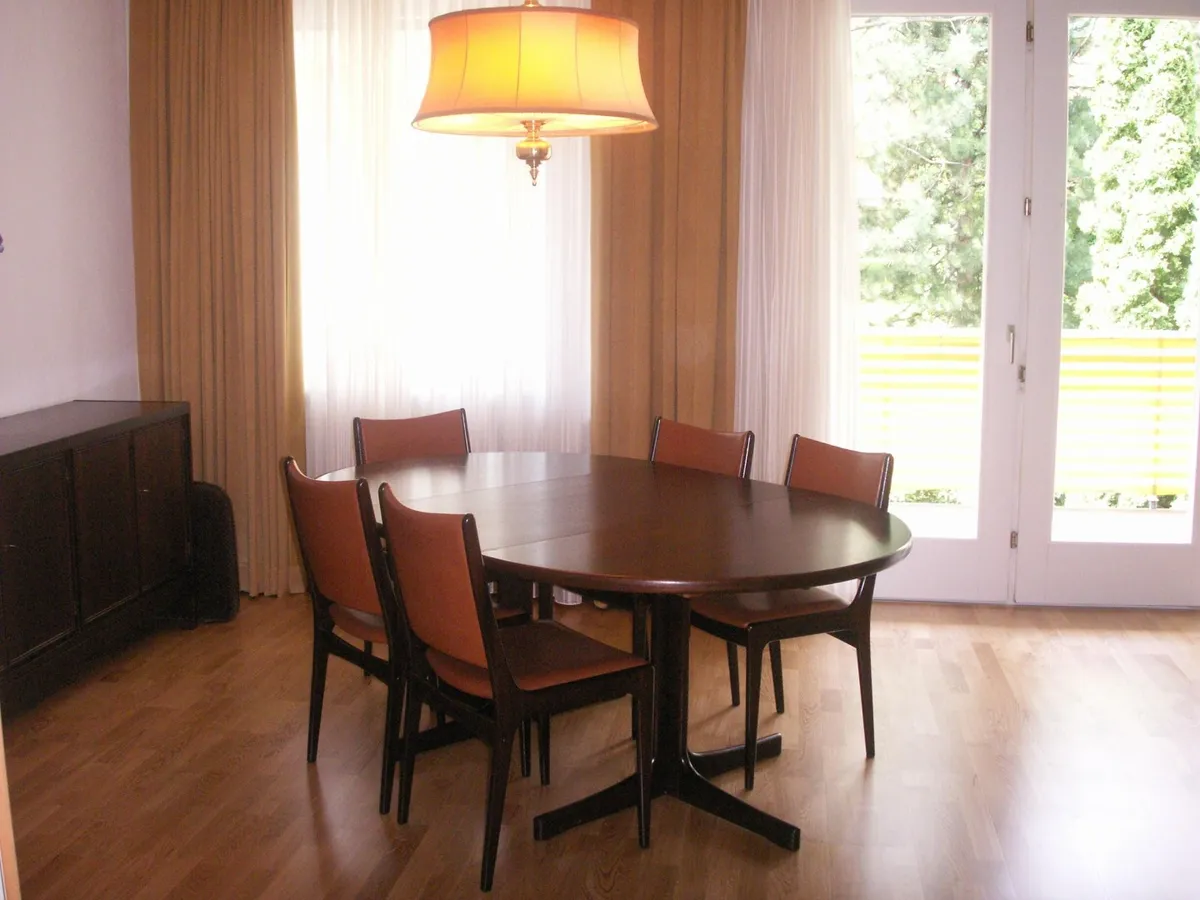 GROßZÜGIGE MIETWOHNUNG MIT BALKON, POOL UND TENNISPLATZ! - Ansicht 3