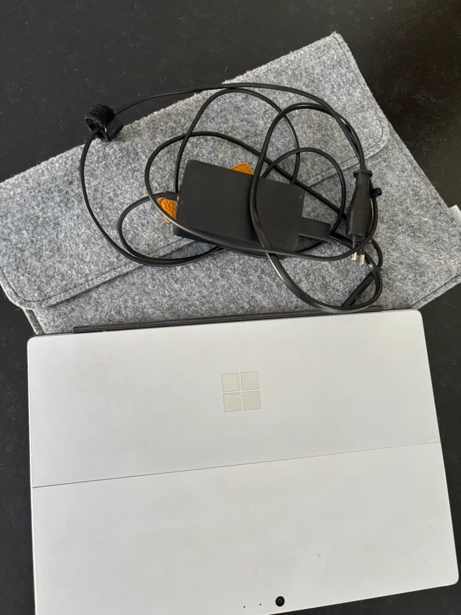 Microsoft Surface Pro 5