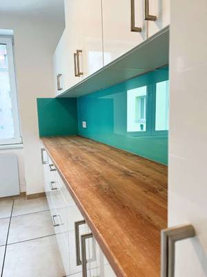 PROVISIONSFREIE - neu sanierte großzügige 2 Zimmer Wohnung – Bild 3