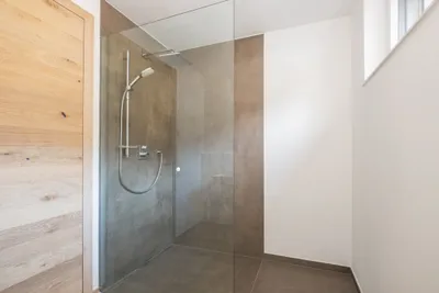 3-Zimmer-Haus mieten in Salzburg Stadt – 125 m², € 4.300 – Bild 7 von 9