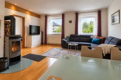6-Zimmer-Gewerbeimmobilie kaufen in Liezen – 248 m², € 219.000 – Bild 1 von 12