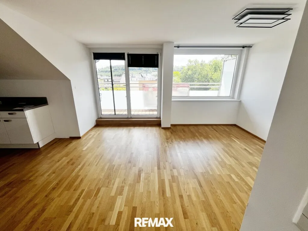Moderne 2-Zimmer-Wohnung mit Parkplatz in Bad Schallerbach - Ansicht 2