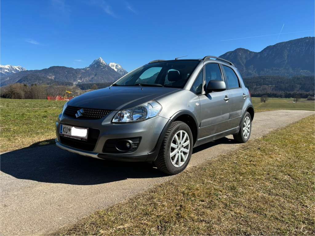 Suzuki SX4 1,6 GL-A 5DR 4WD SUV / Geländewagen