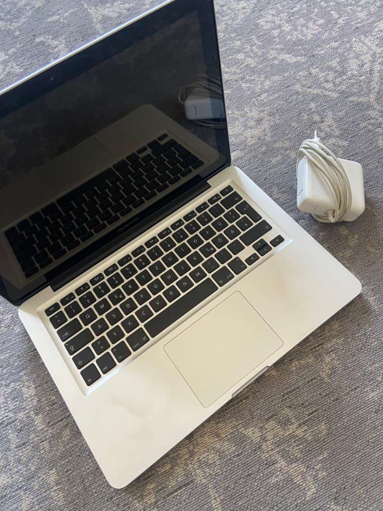 Apple MacBook Pro 2012 buy