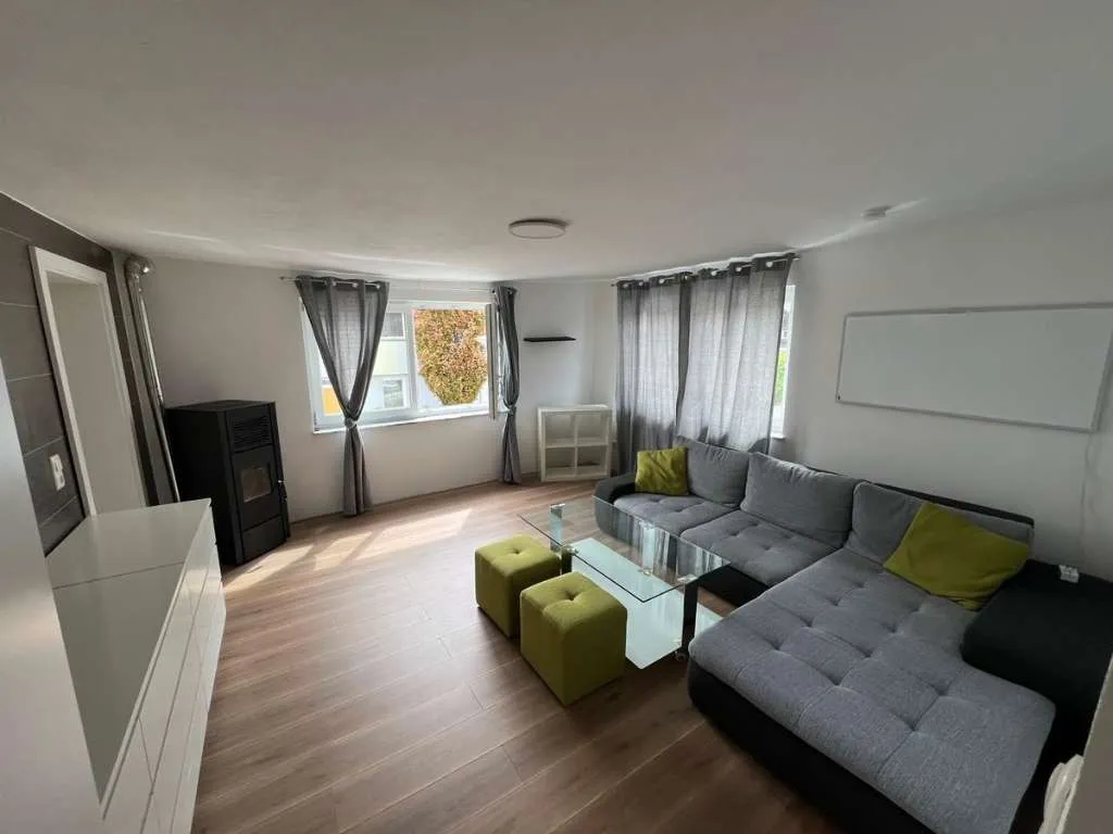Schöne 2 Zimmer Wohnung – pohled 2