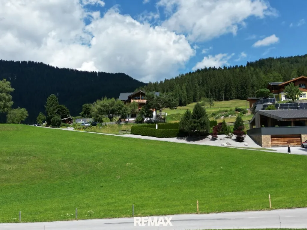 Baugrundstück mit Dachsteinblick - 1.000 m² Lebensqualität in Filzmoos - Ansicht 2