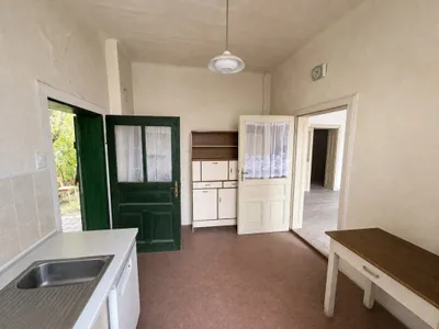 Haus kaufen in Hollabrunn – 827 m² – Bild 5 von 7