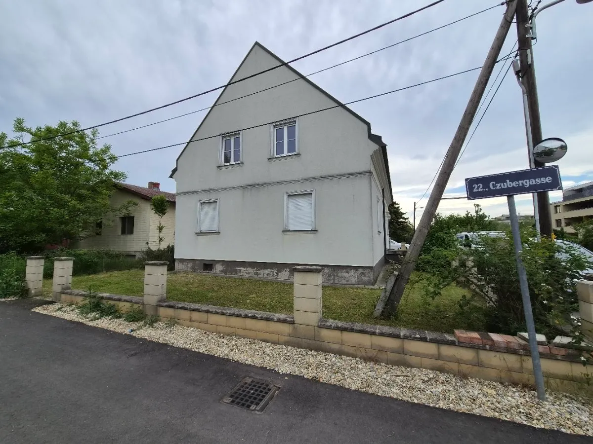 Eckgrundstück in ruhiger Einfamilienhaus-Lage - Ansicht 3