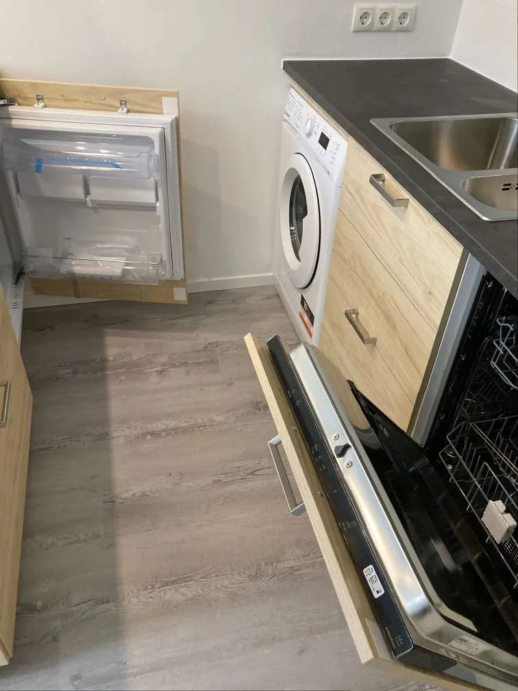 Privat: Helle, neu teilmöblierte 2-Zimmer-Wohnung nahe Mariahilferstraße ab sofort frei. - Ansicht 3