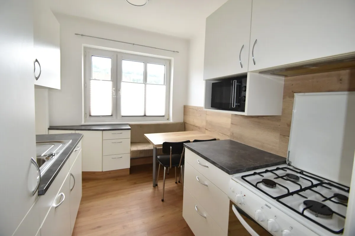 Zentral gelegene 3-Zimmer Wohnung mit Garage in Waidhofen / Ybbs – pohled 2
