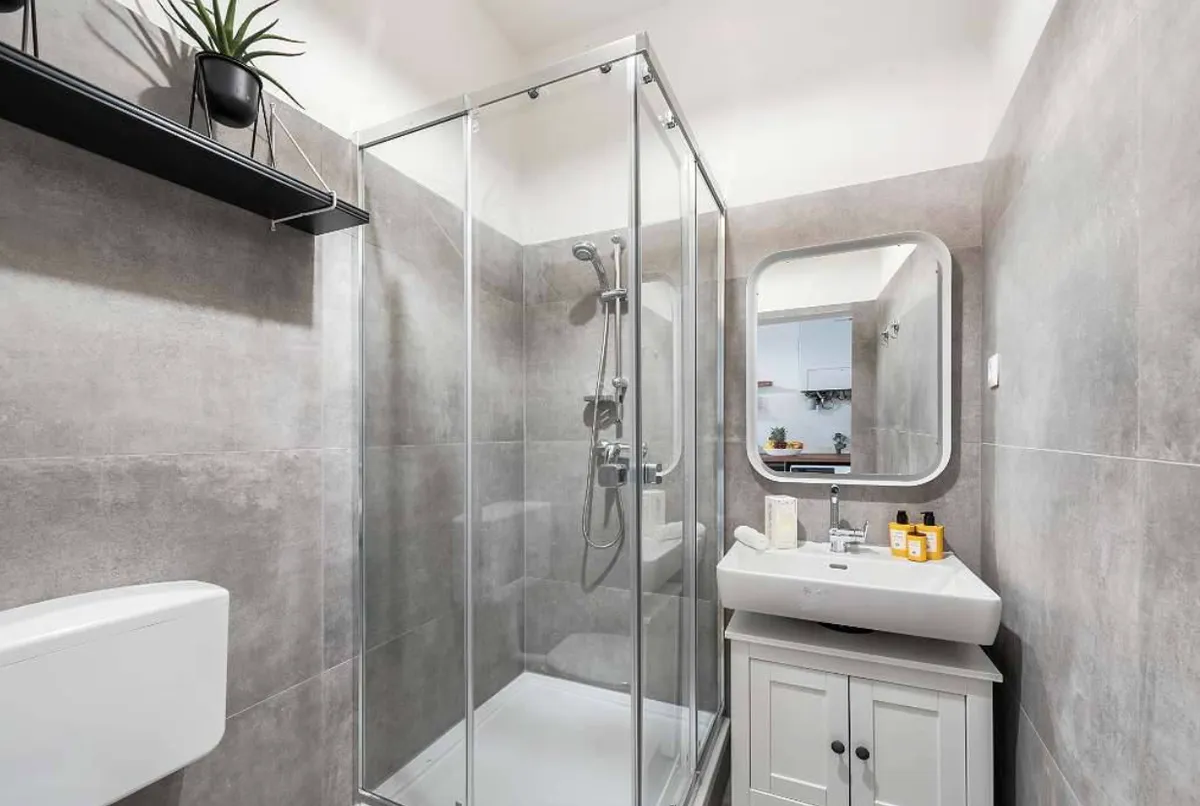 Schöne Wohnung im Boho Stil, voll möbiliert / Fully furnished, 15 min zum Stephansplatz – pohled 3