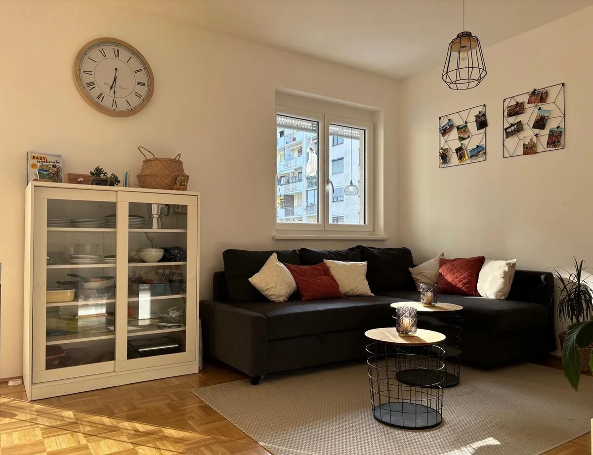 Großes Zimmer in 3er WG MIT großzügigem Balkon am Lendplatz - Widok 3
