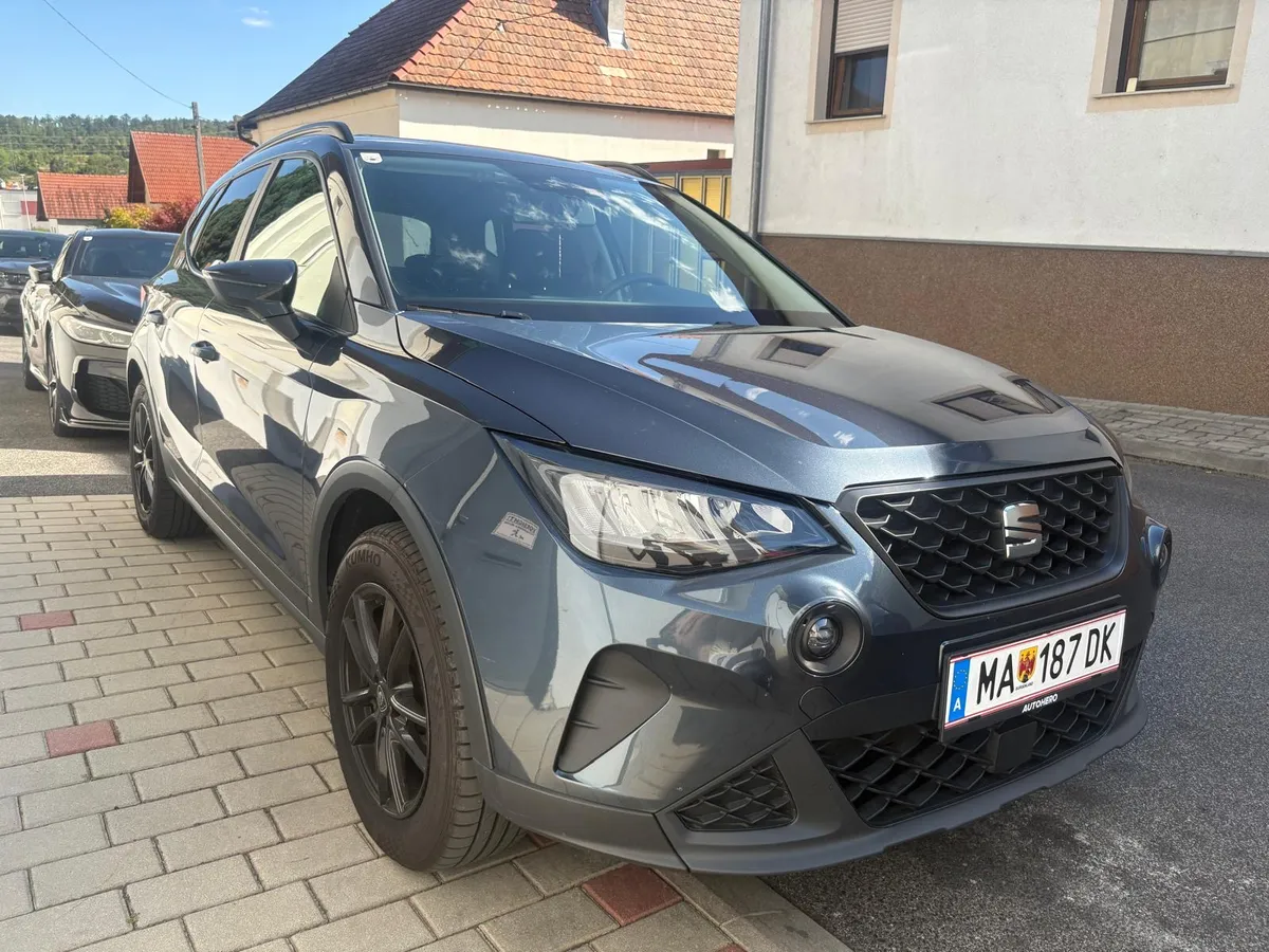Seat Arona