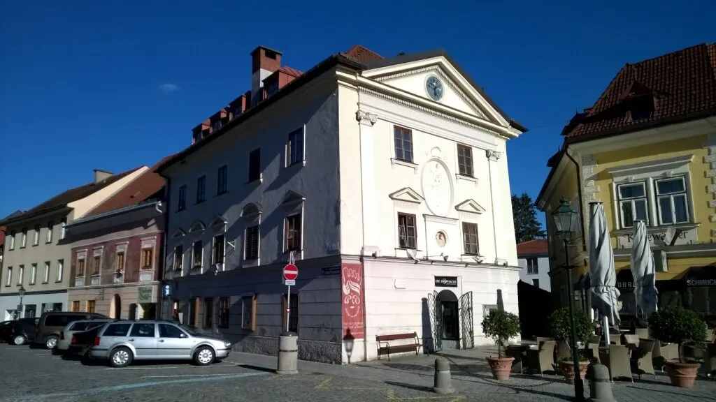 Renovierte Altbauwohnung am Hauptplatz-Friesach!, Friesach