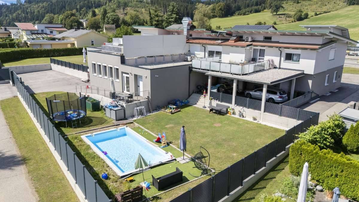 DAS HUNNENBRUNN - hochinteressantes Restaurant und 2 großzügige Wohnungen - Ansicht 2