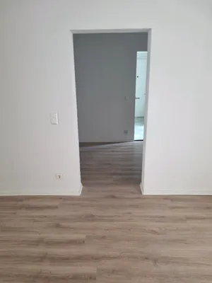 6-Zimmer-Gewerbeimmobilie mieten in Wien – 159 m², € 2.100 – Bild 9 von 11
