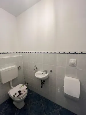 2-Zimmer-Wohnung mieten in Baden – 58 m², € 765 – Bild 10 von 15