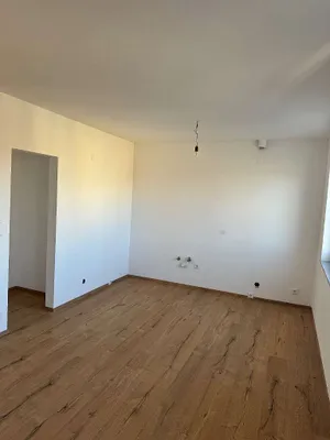 4-Zimmer-Wohnung mieten in Tulln – 81 m², € 870 – Bild 3 von 10