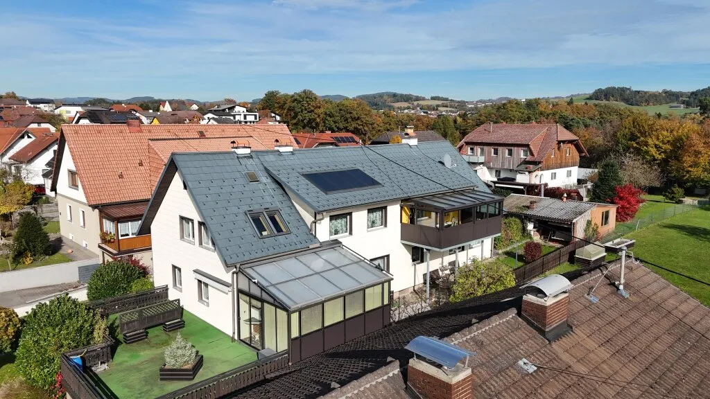 Zweifamilienhaus in Pregartner Ruhelage - zwei getrennte Wohneinheiten auf 269 m² Wohnfläche - Widok 3