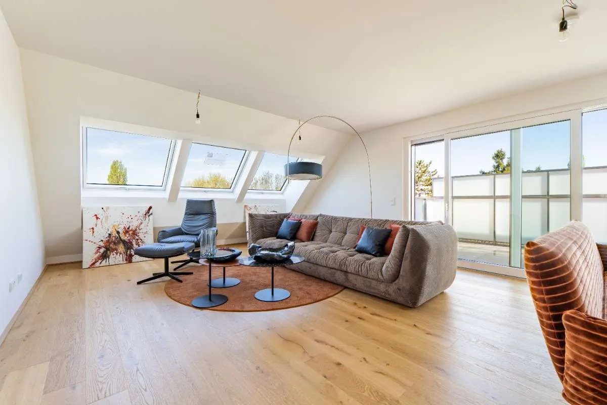 Elegante Wohnung in Ruhelage - große Terrassen & Garage inkl. - Ansicht 3