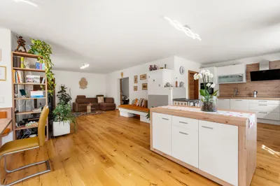 Haus kaufen in Villach Land – 250 m², € 1.070.000 – Bild 7 von 11