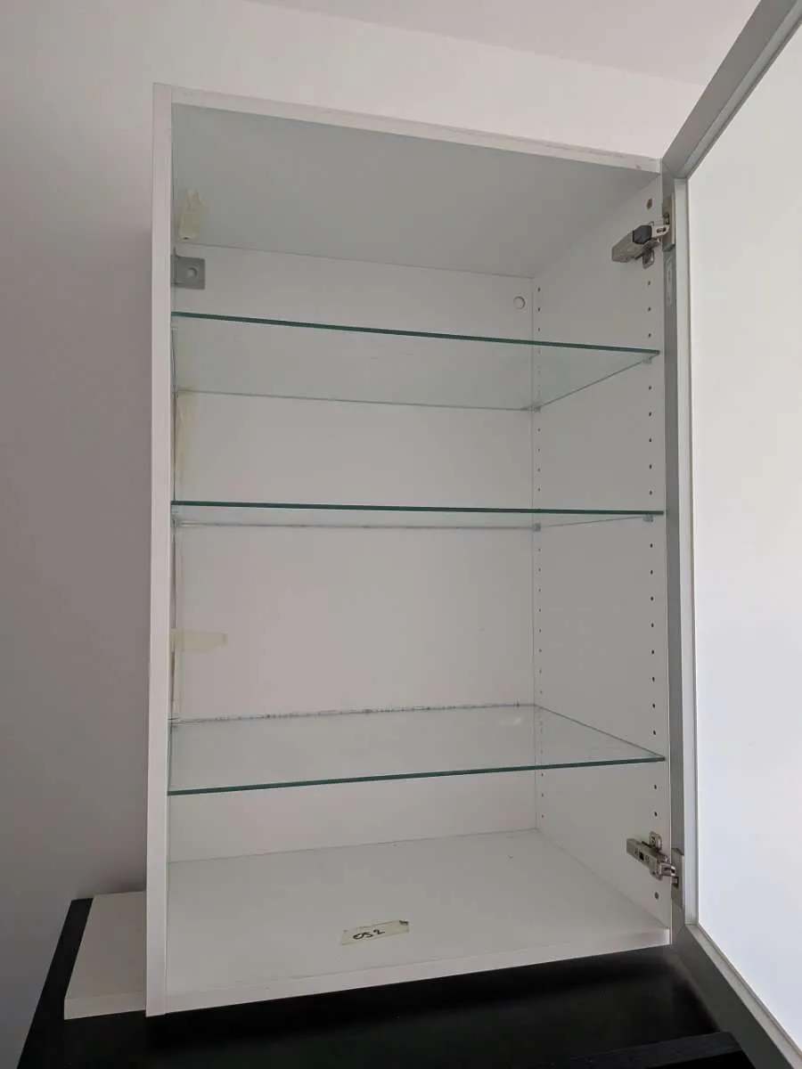 IKEA FAKTUM Hängeschrank mit Glastür & 3 Glasböden - gebraucht, € 35,- (1230 Wien)