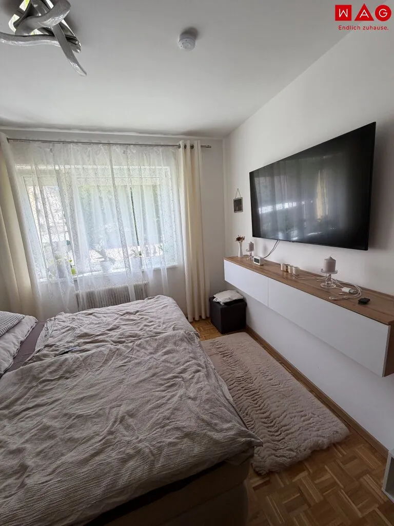 Schöne, geräumige Zweizimmerwohnung und Balkon und Küche! - Ansicht 3