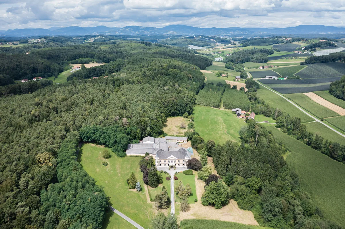 Herrschaftlich - Alleinlage - Vaade 2