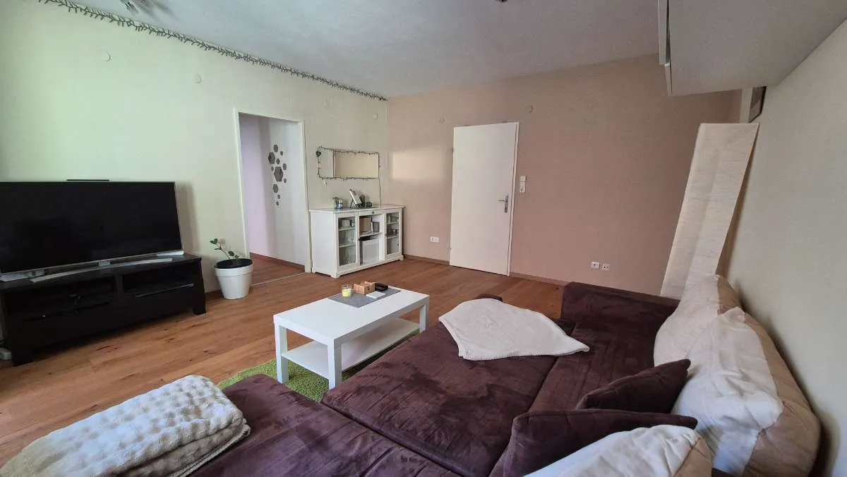 Moderne 75 m² Eigentumswohnung mit durchdachtem Grundriss & Parkplatz in Pottenstein - View 3