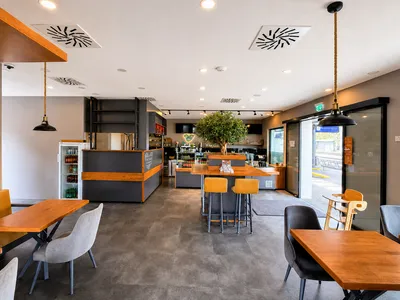Gewerbeimmobilie mieten in Wiener Neustadt Land – 120 m², € 790 – Bild 1 von 6