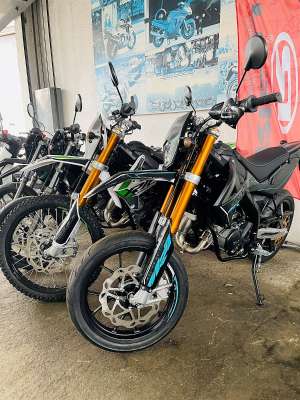 Rieju MRT 50 verschiedene Modelle & Farben sofort ver...