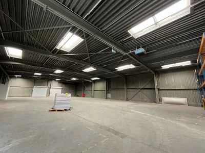 Gewerbeimmobilie mieten in Wien – 129 m², € 9 – Bild 12 von 19
