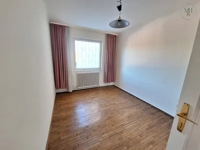 6-Zimmer-Immobilie mieten in Baden – 240 m², € 2.400 – Bild 8 von 18