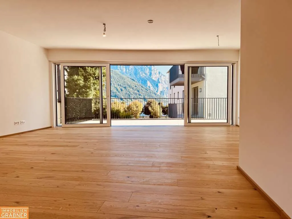 Exklusive 4-Zimmer-Architektenwohnung mit Panoramaterrasse in Gmunden - Ansicht 2