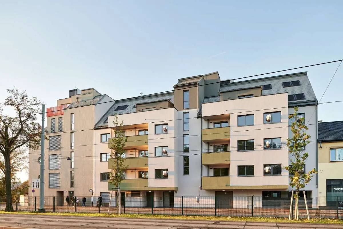 4-Zimmer-Dachgeschosswohnung mit Terrasse in idyllischer Grünlage nahe Donau - ERSTBEZUG! - Widok 2