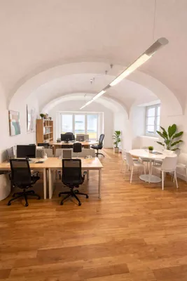 2-Zimmer-Gewerbeimmobilie mieten in Braunau am Inn – 50 m², € 520 – Bild 2 von 6