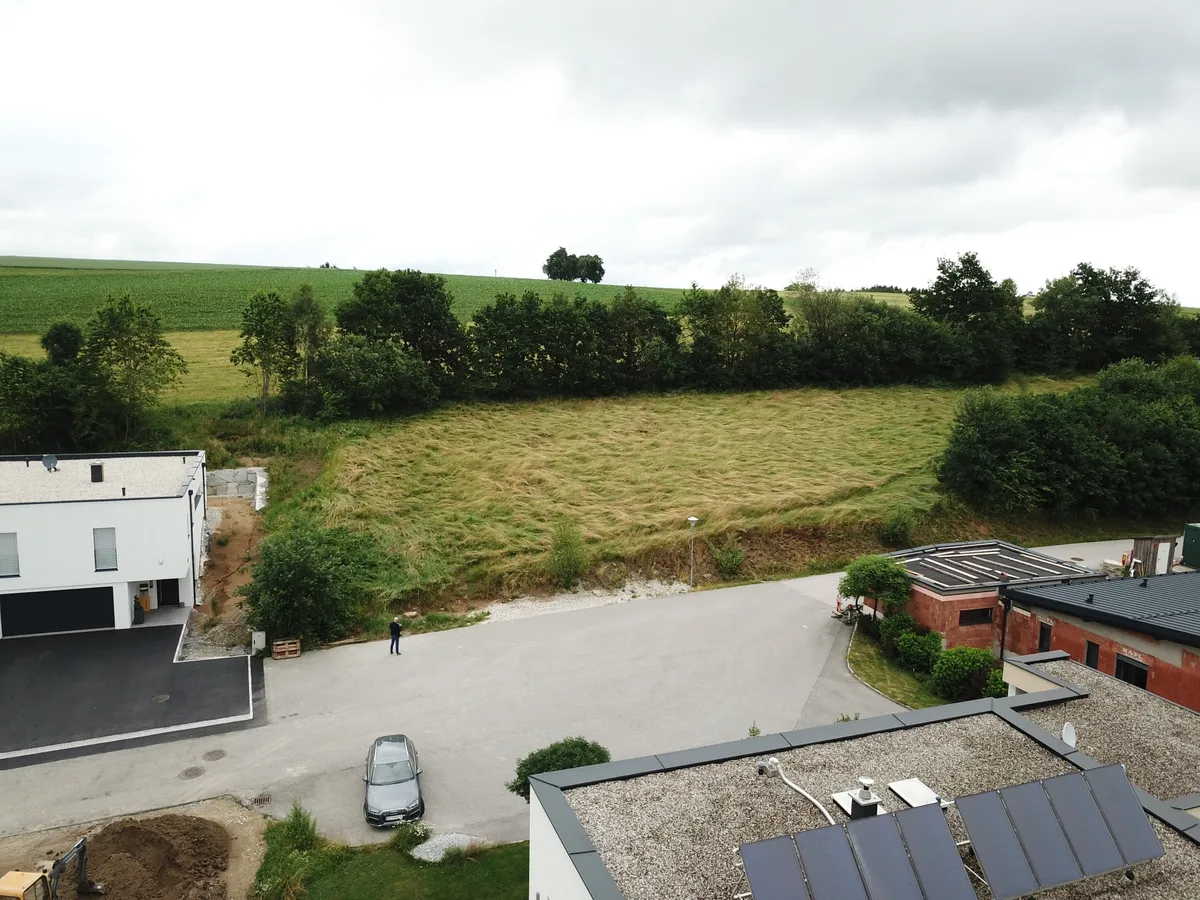 Grundstück mit herrlicher Aussicht - Ansicht 3