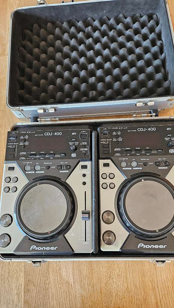 Pioneer CDJ400